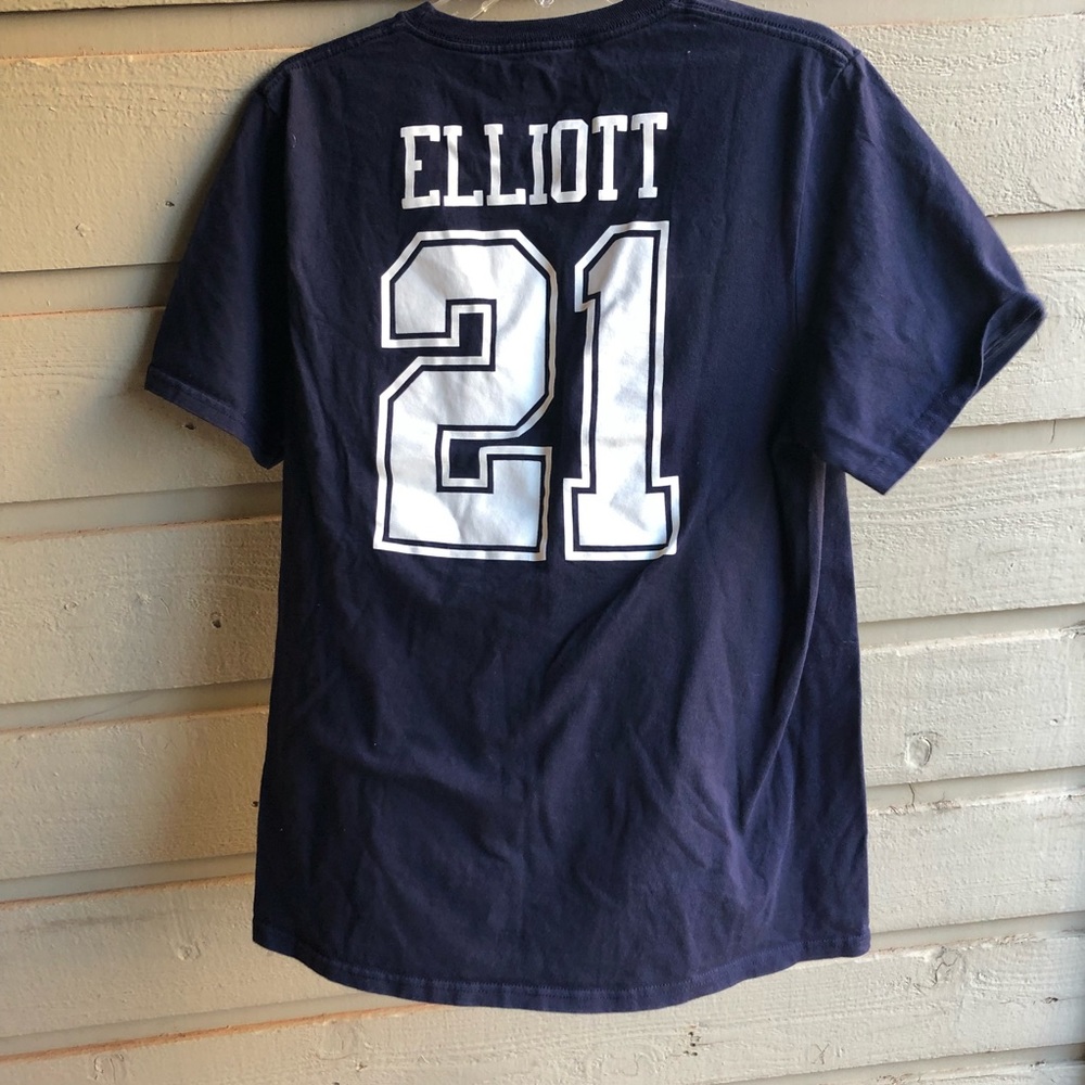 Dallas Cowboys Ezekiel Elliot T-shirt Size M